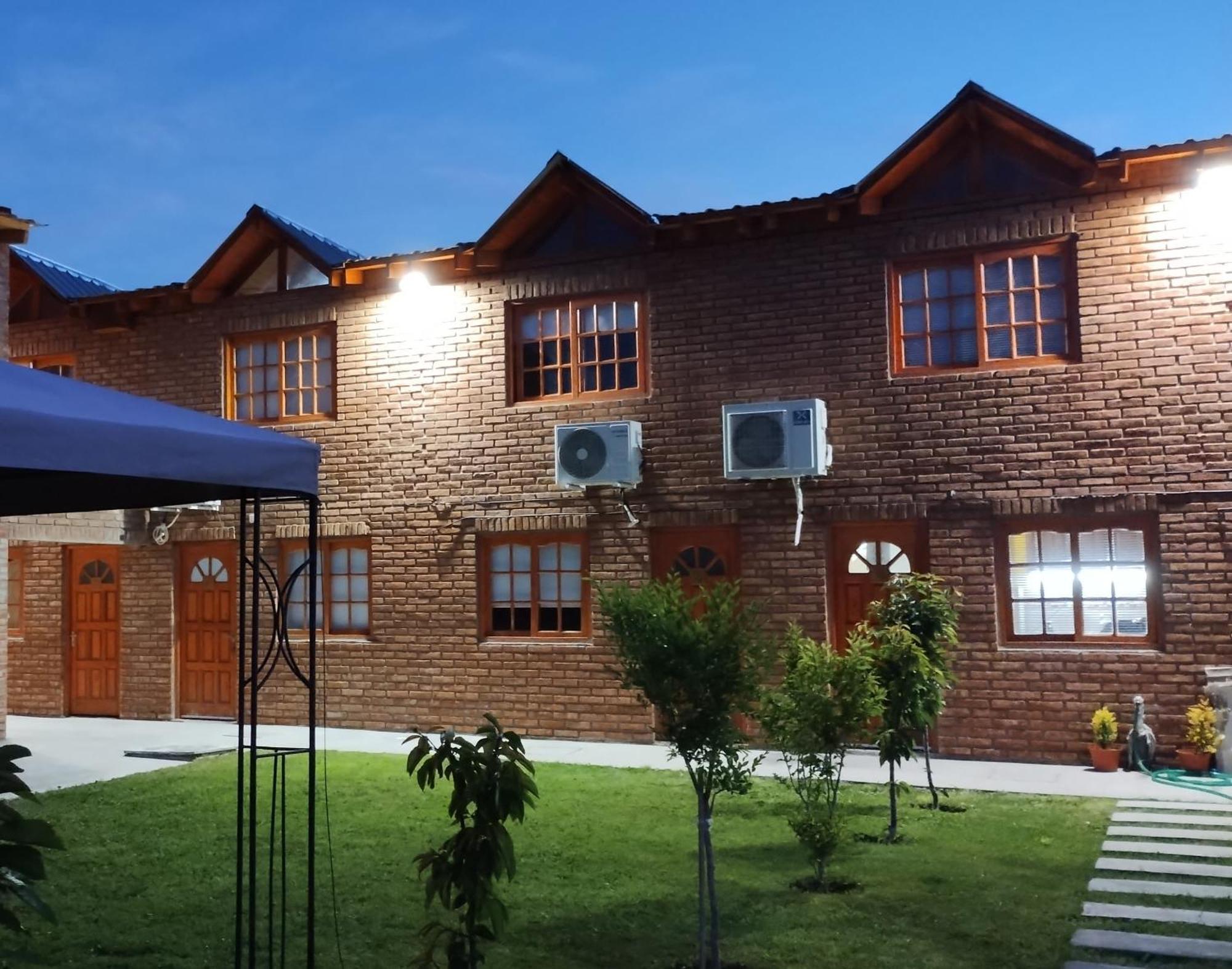 Hospedaje, Departamentos J&R Perito Moreno Exterior foto